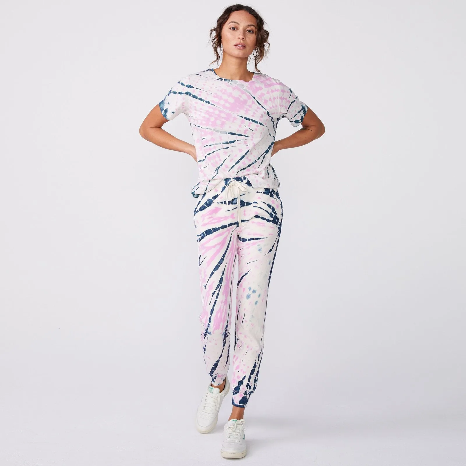 Bamboo Burst Tie Dye Oversized Crew, Hot Pink