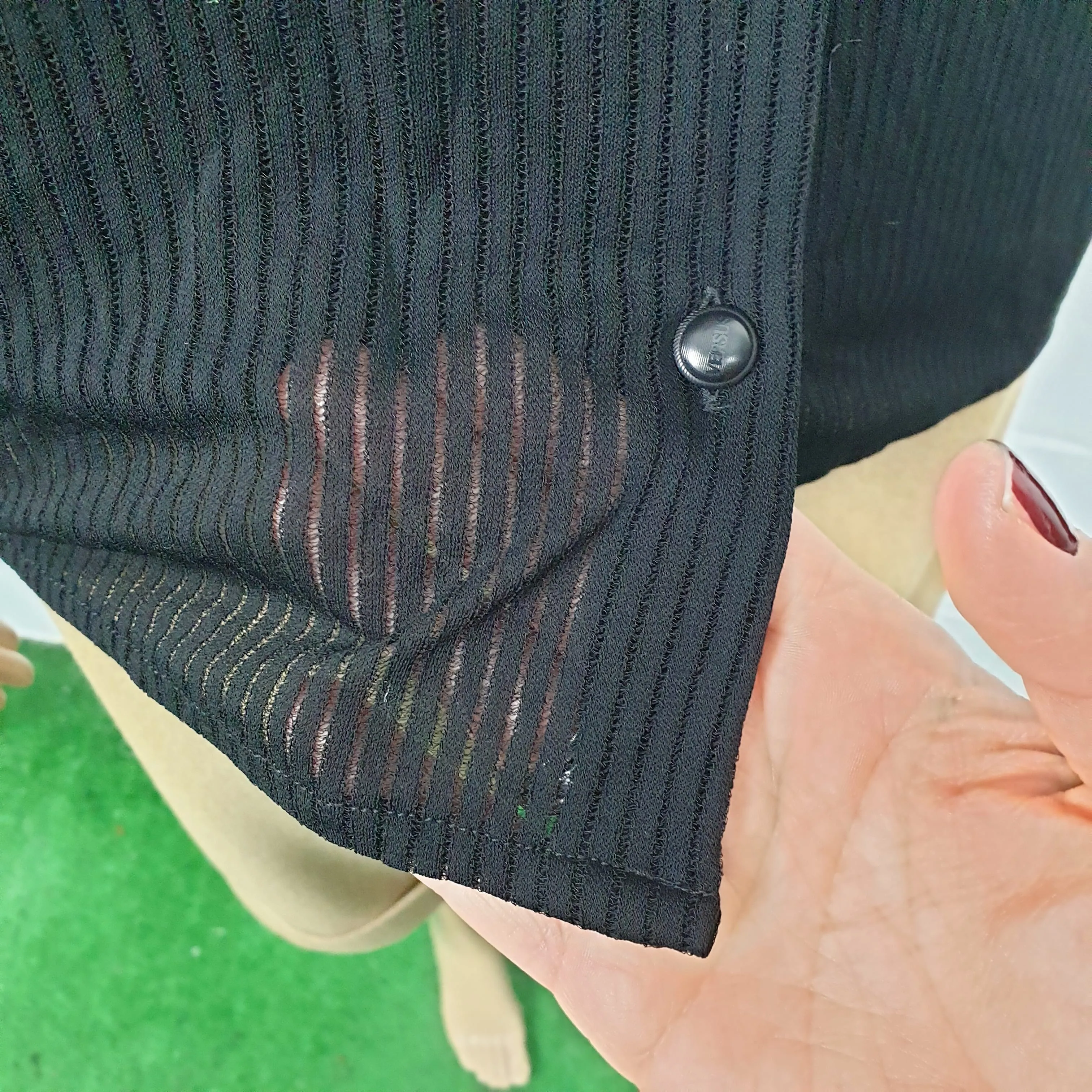 Camicia nera Versus con lupetto