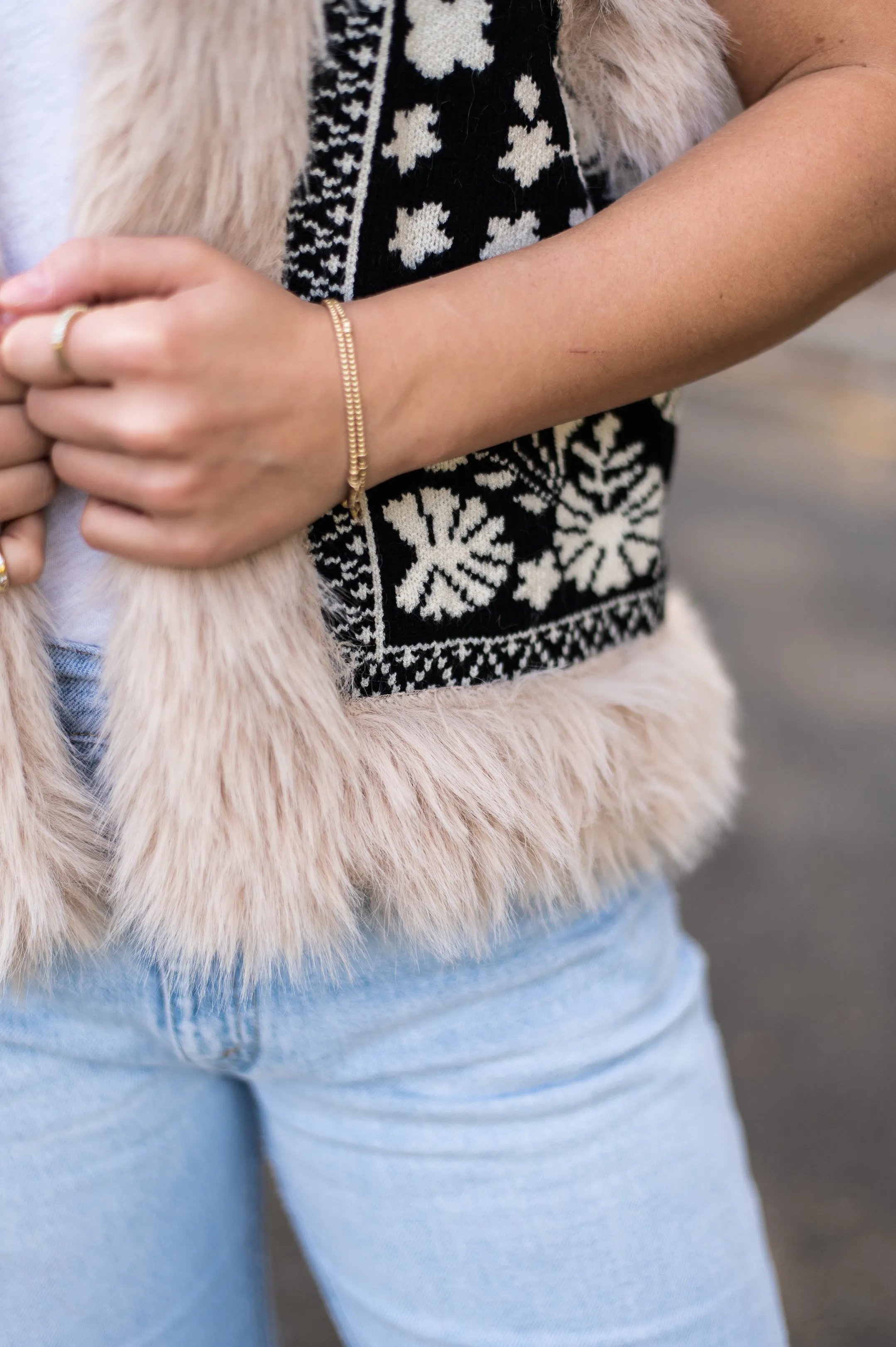 Fern Fur Trim Vest | Black