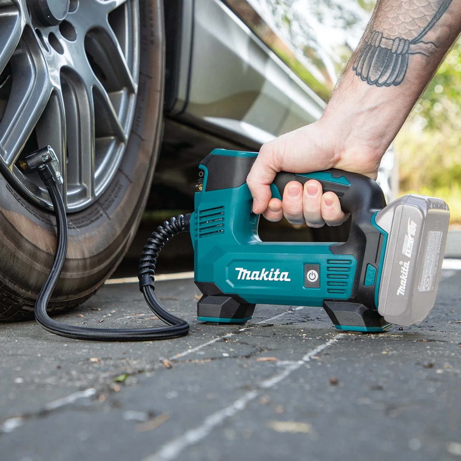 Makita (DMP180ZX) 18V LXT® Inflator, Tool Only