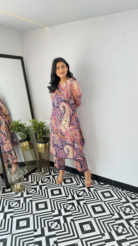 Women's Viscose Floral Printed Straight Kurta Set With Pant